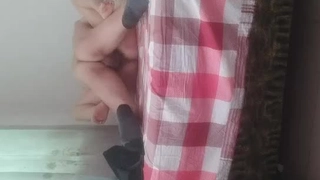 自拍无码精品在线观看-深谷で田植えをする稲作農家の巨乳嫁 観月しおり的的!